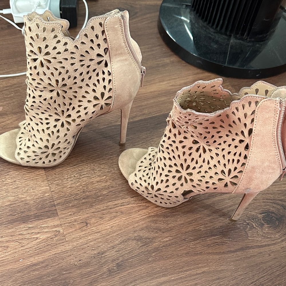 Aldo Beige Cut-Out Peep-Toe Heels